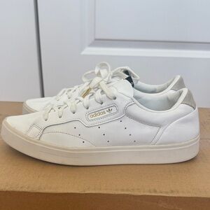 Adidas Sleek White and Gold Crystal Casual Sneakers size Mens 9
